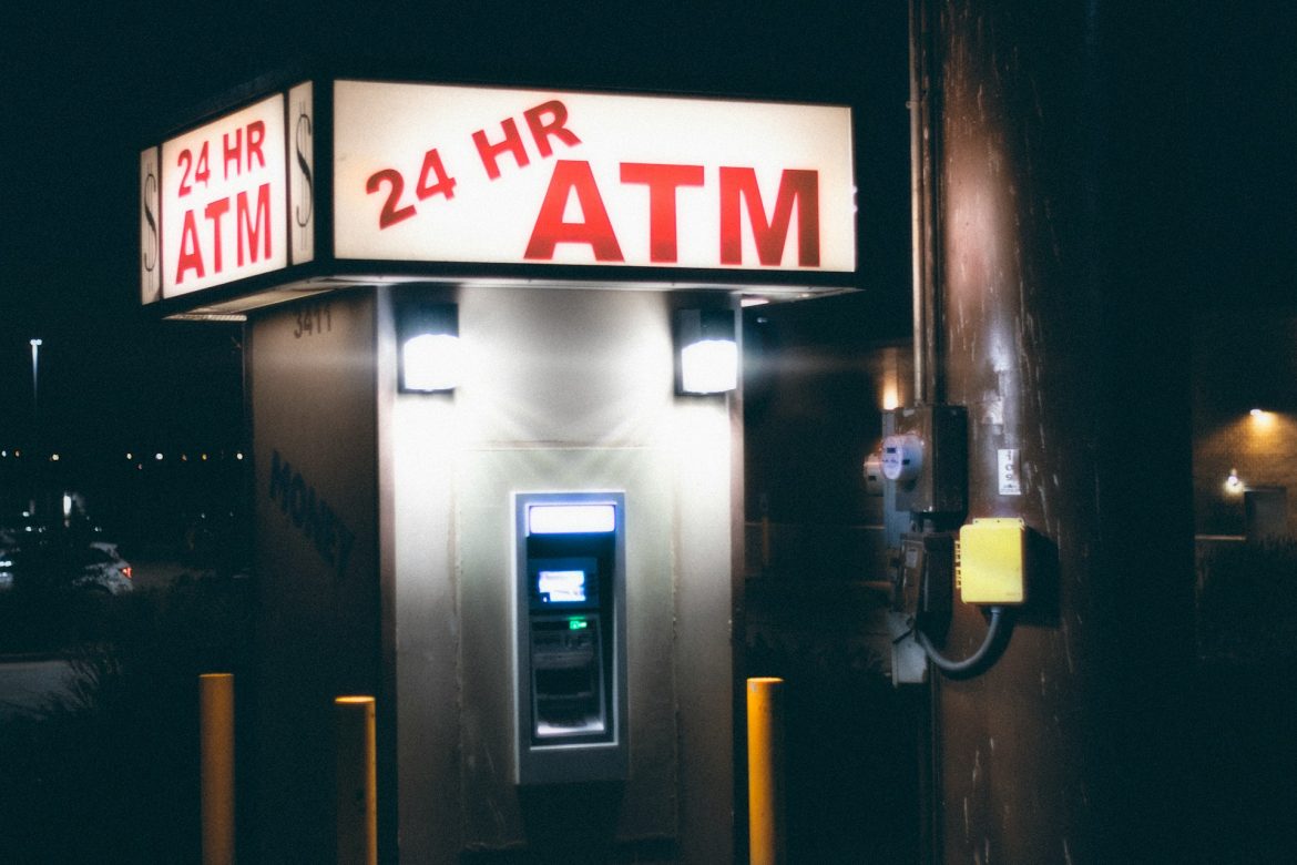 Cara Tarik Tunai DANA dengan Mudah di Alfamart, Indomaret, dan ATM